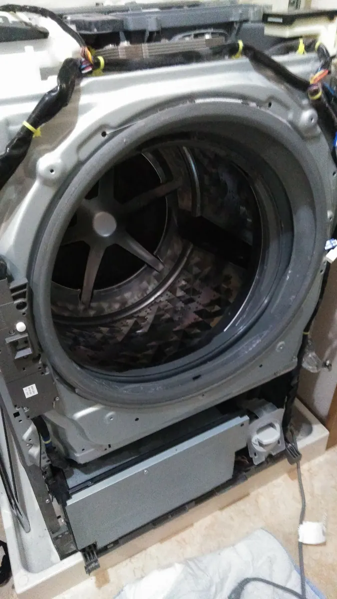ドラム式分解作業中（作業中）